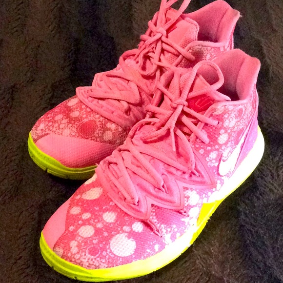 kyrie patrick size 6